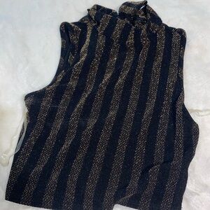 Black and gold crop top